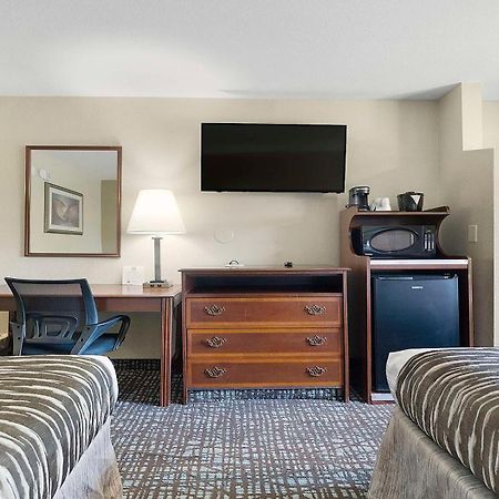 Surestay Plus Hotel By Best Western Роклин Экстерьер фото
