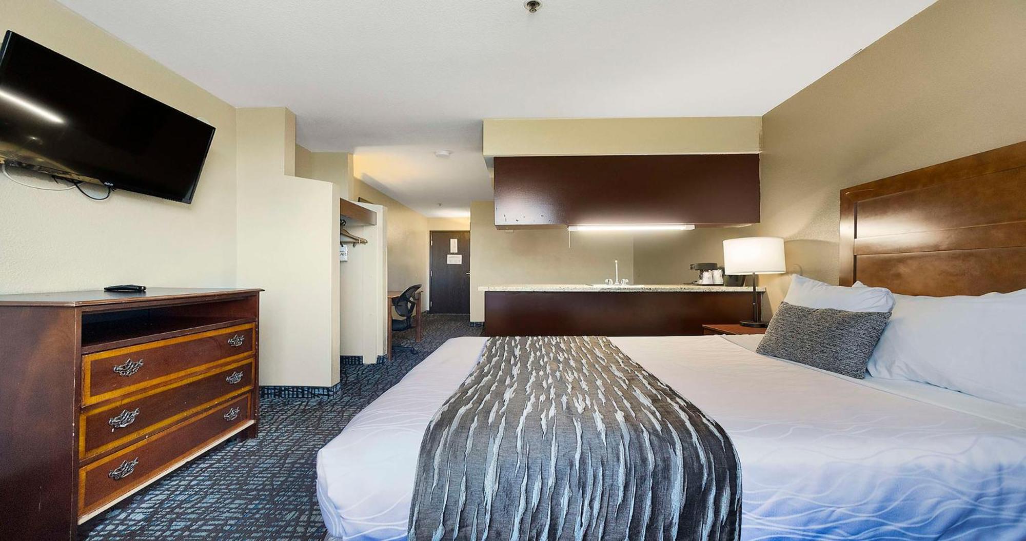 Surestay Plus Hotel By Best Western Роклин Экстерьер фото